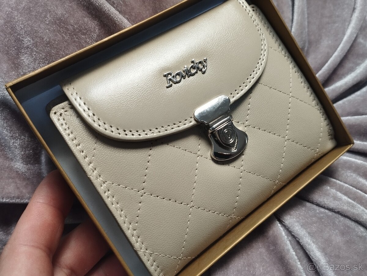 Dámska. Béžová peňaženka - 2