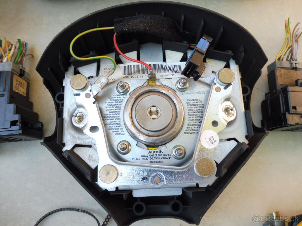 Rôzne diely a časti Peugeot 206 - 2