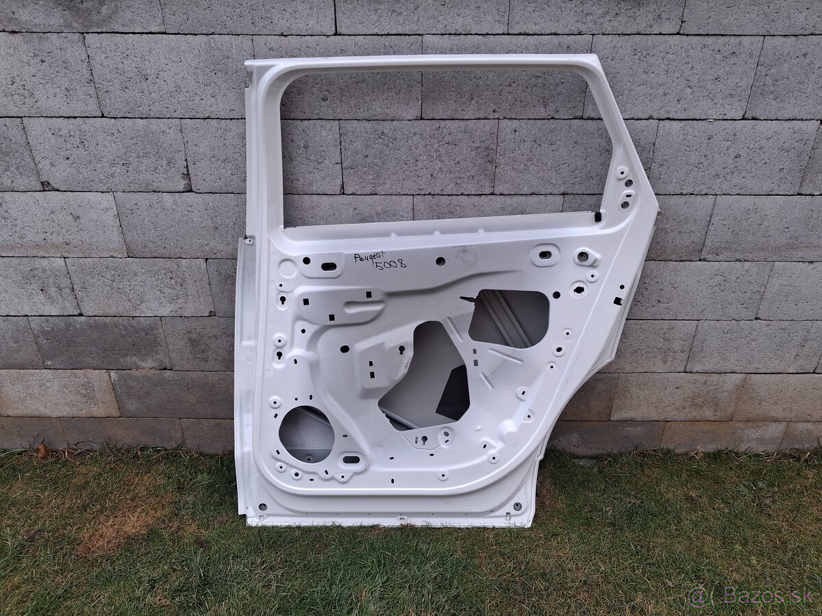 Peudeot 5008 DVERE r.v.2016-24 - 2