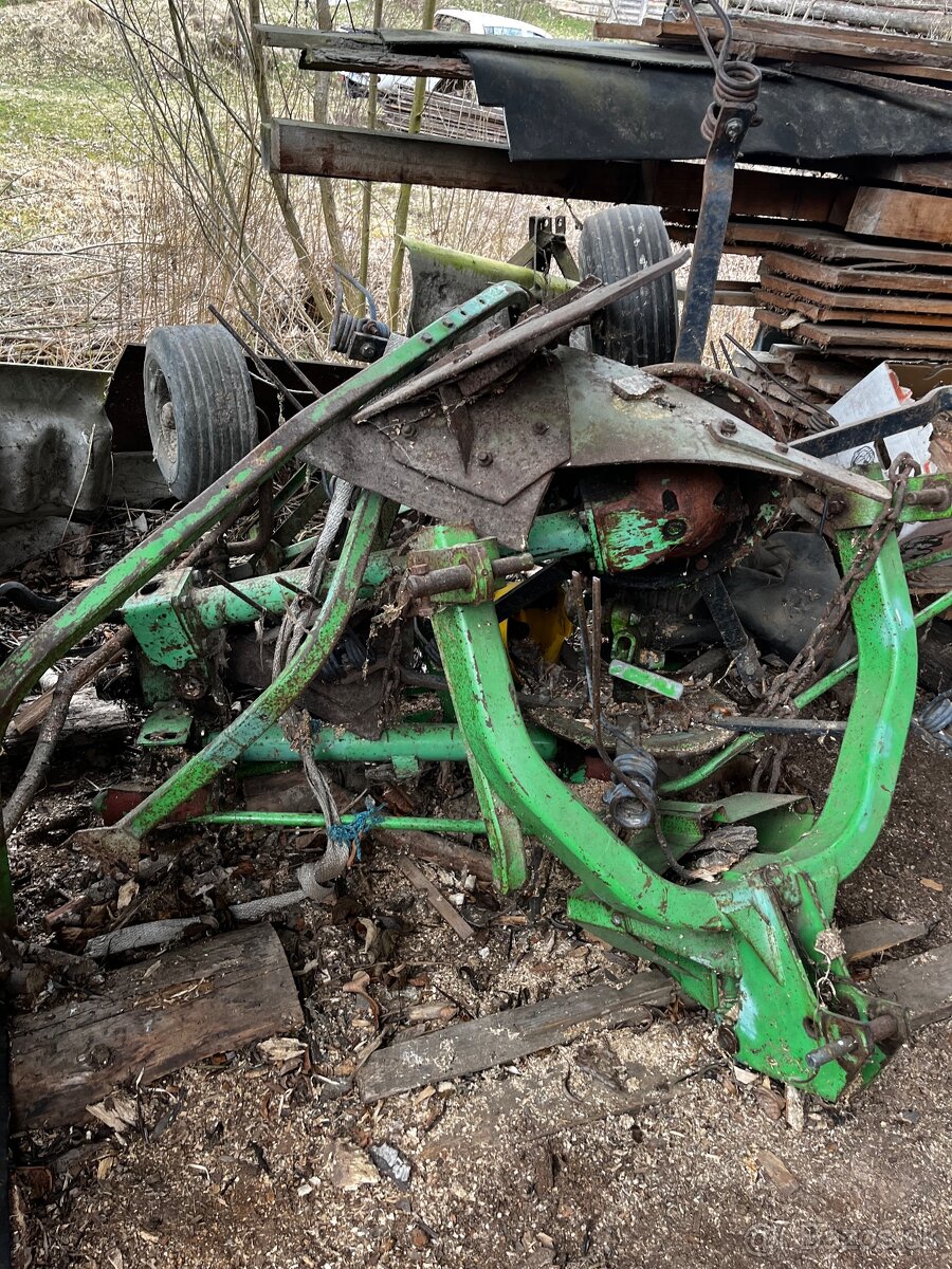 Pavúk na obracanie sena - 2