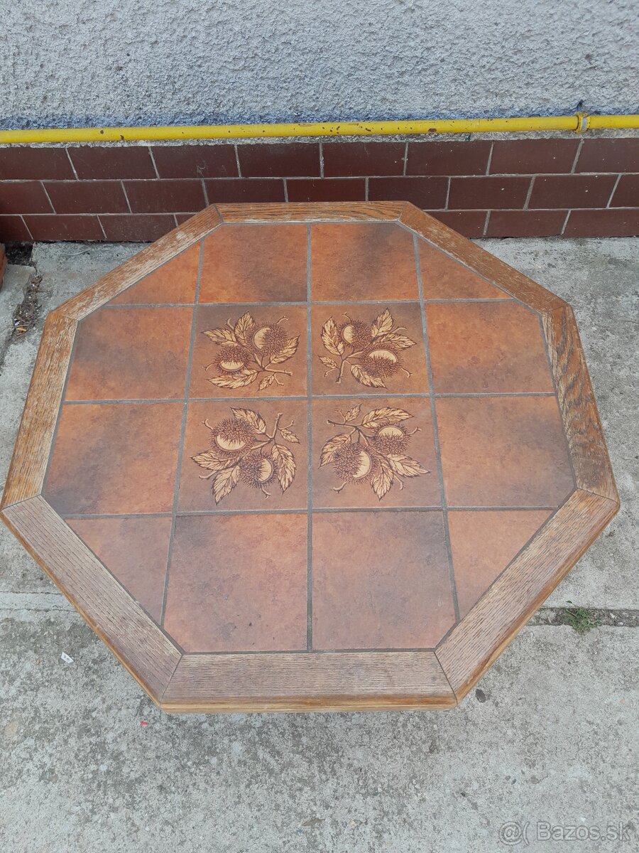 Predám šesťuholníkový stôl - 2