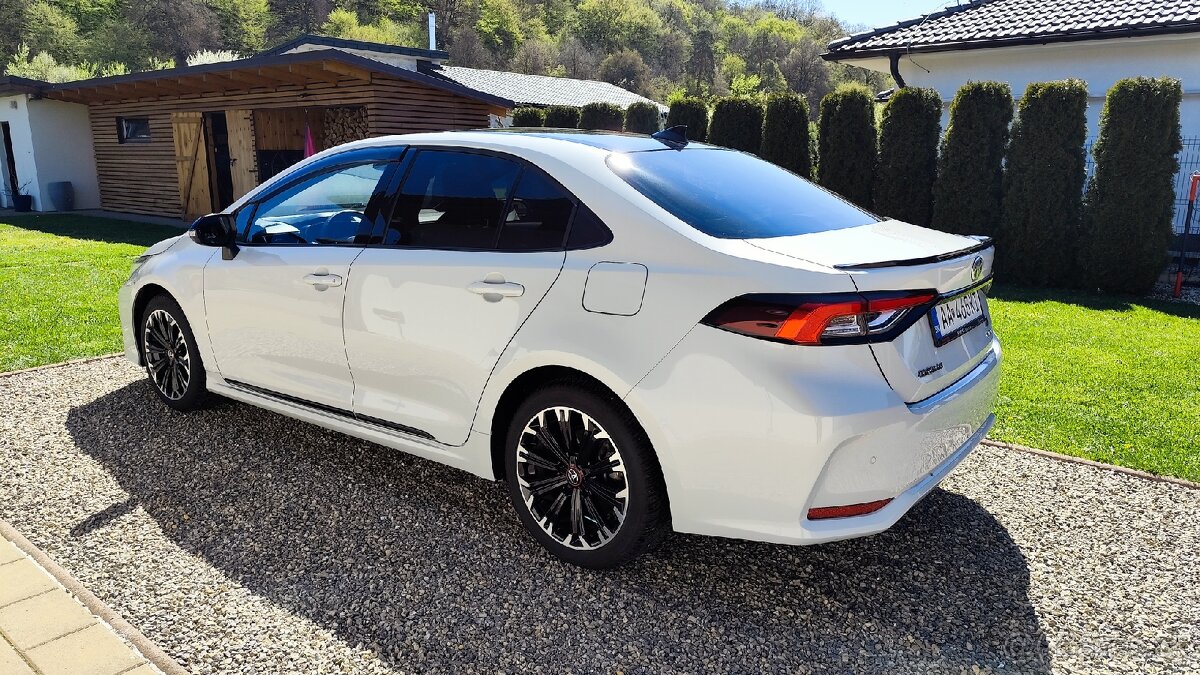Toyota corolla 1.8 hybrid GR - 2