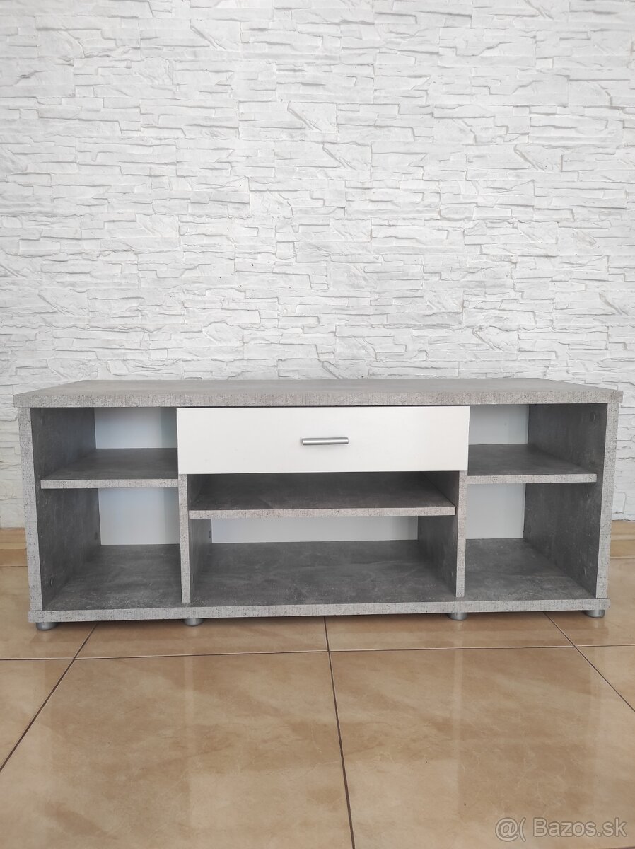 Menšia skrinka - 2