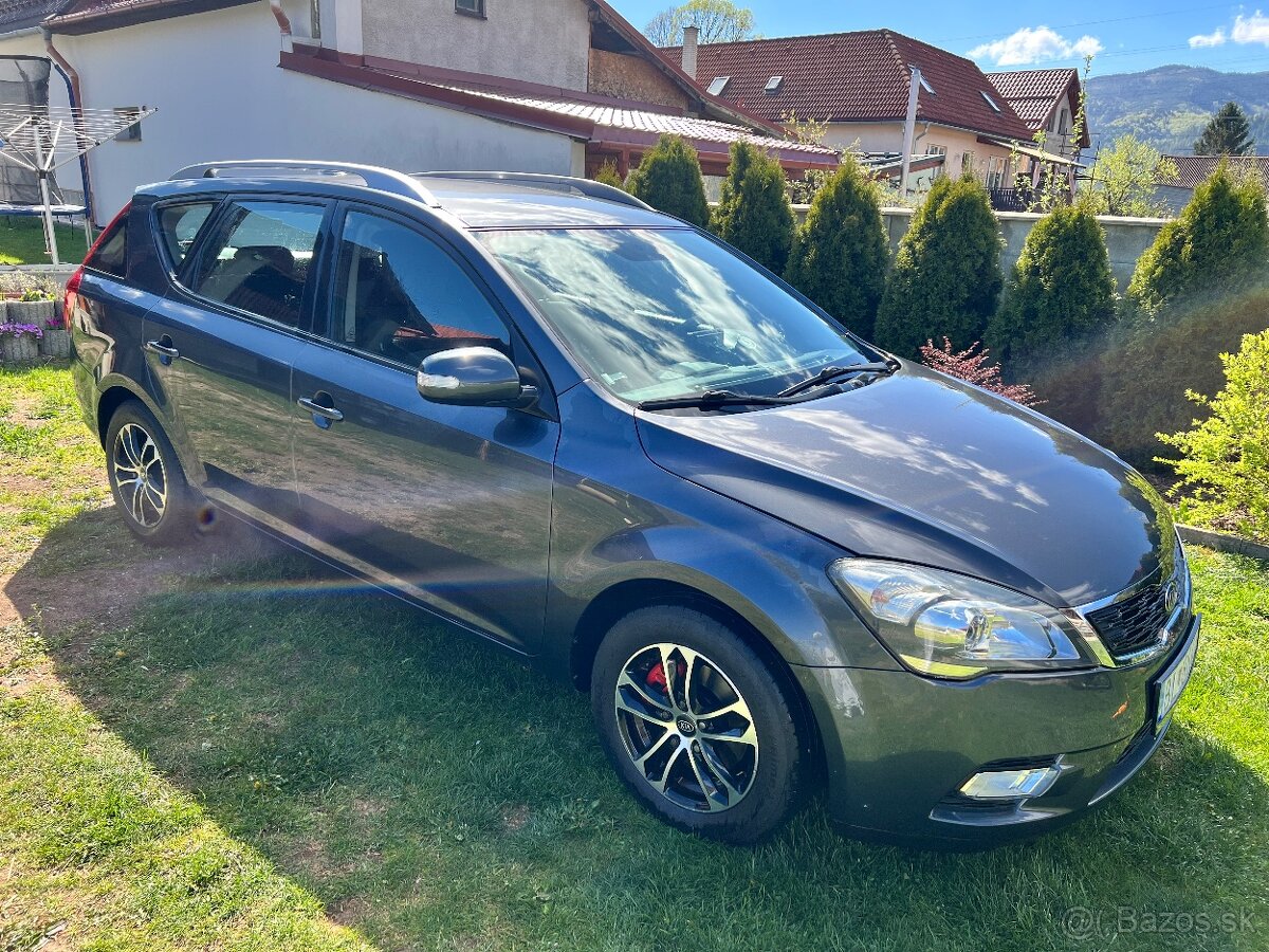 KIA Ceed Benzin - 2