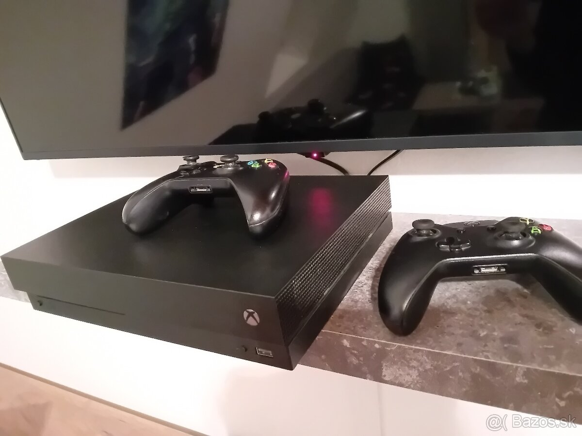 Xbox one X 1TB - 2
