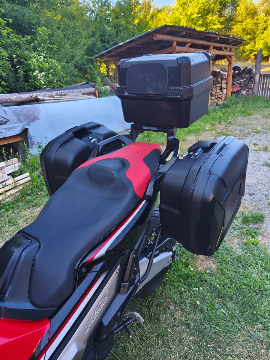 Honda x adv 750 - 2