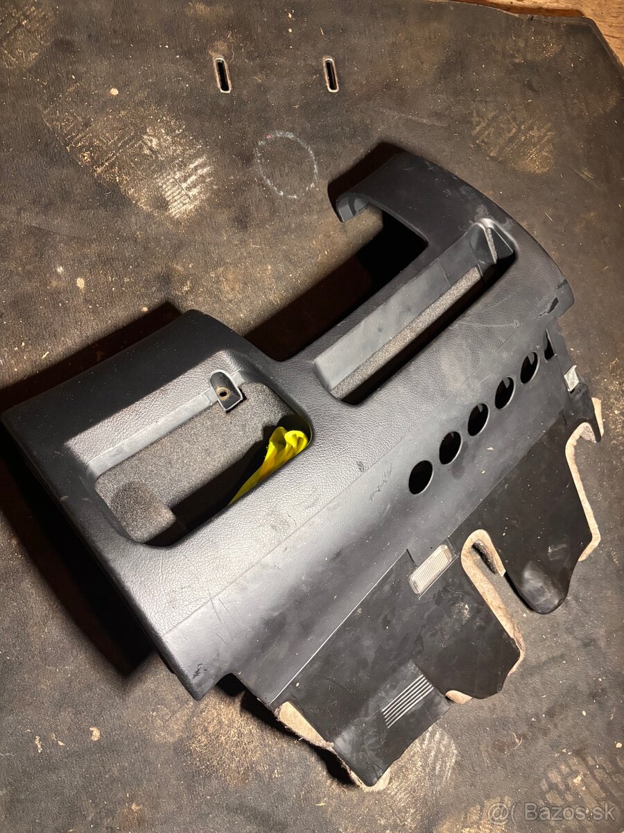 Podvolantový kryt Audi A4 B5 - 2