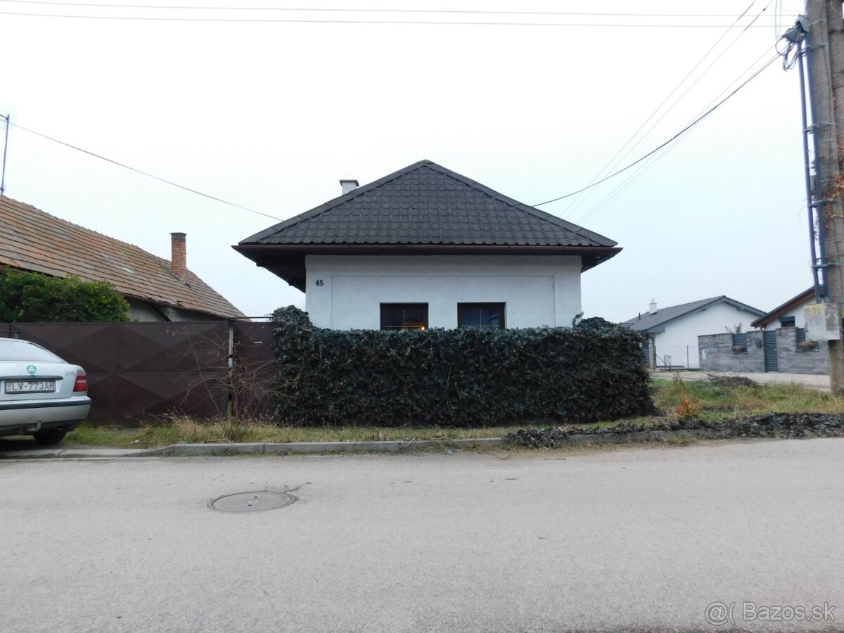 EXKLUZIVNE Znížená cena Útulný rodinný dom Šurany - 2