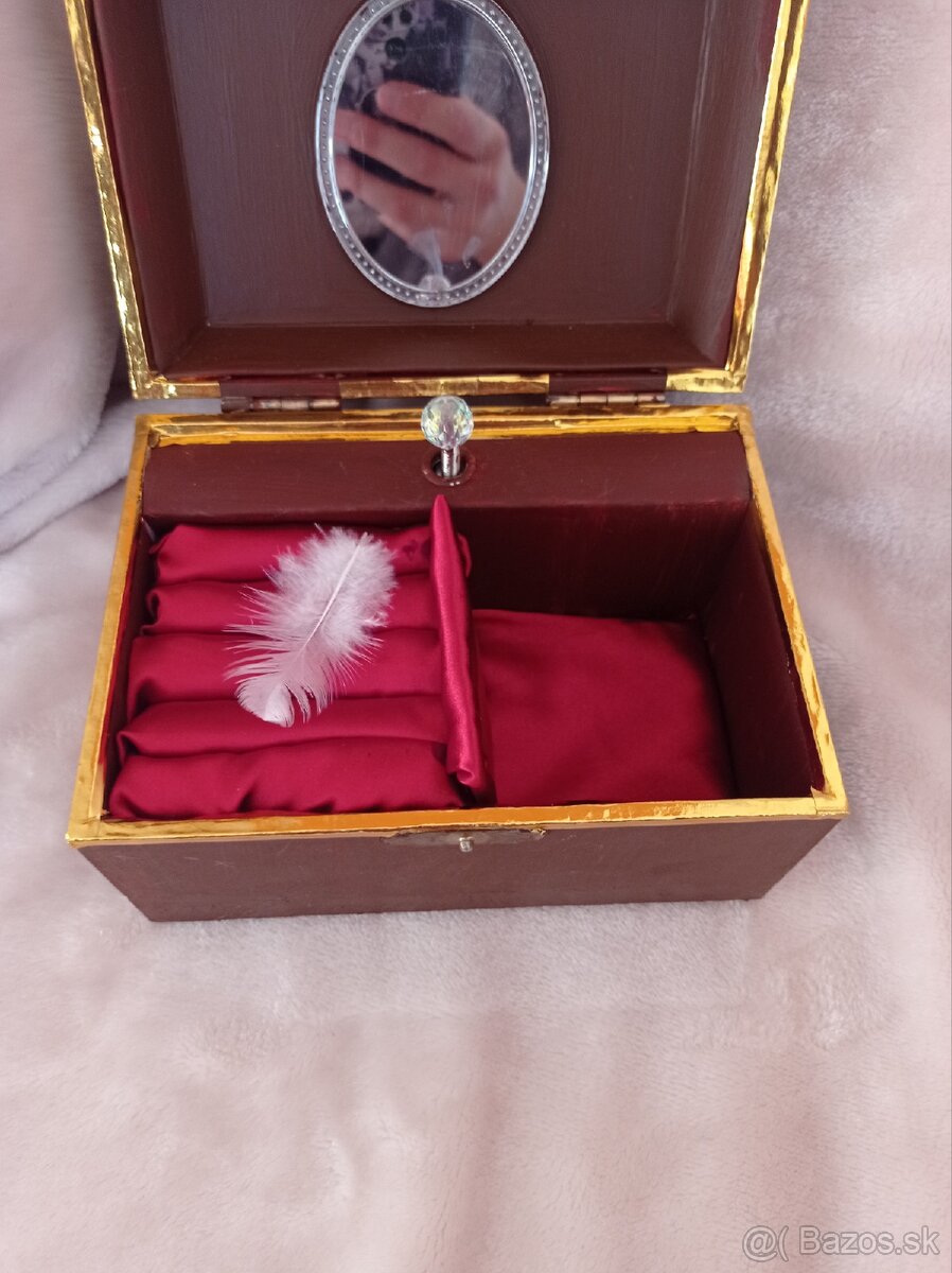 Prekliata hracia skrinka a šperkovnica - 2