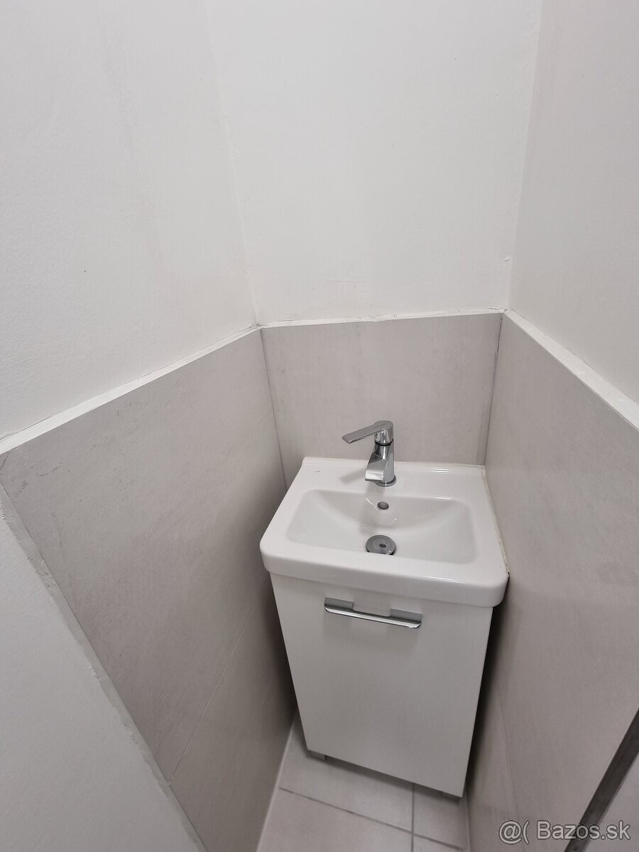 Obchodný priestor v novostavbe Tabáň - 2