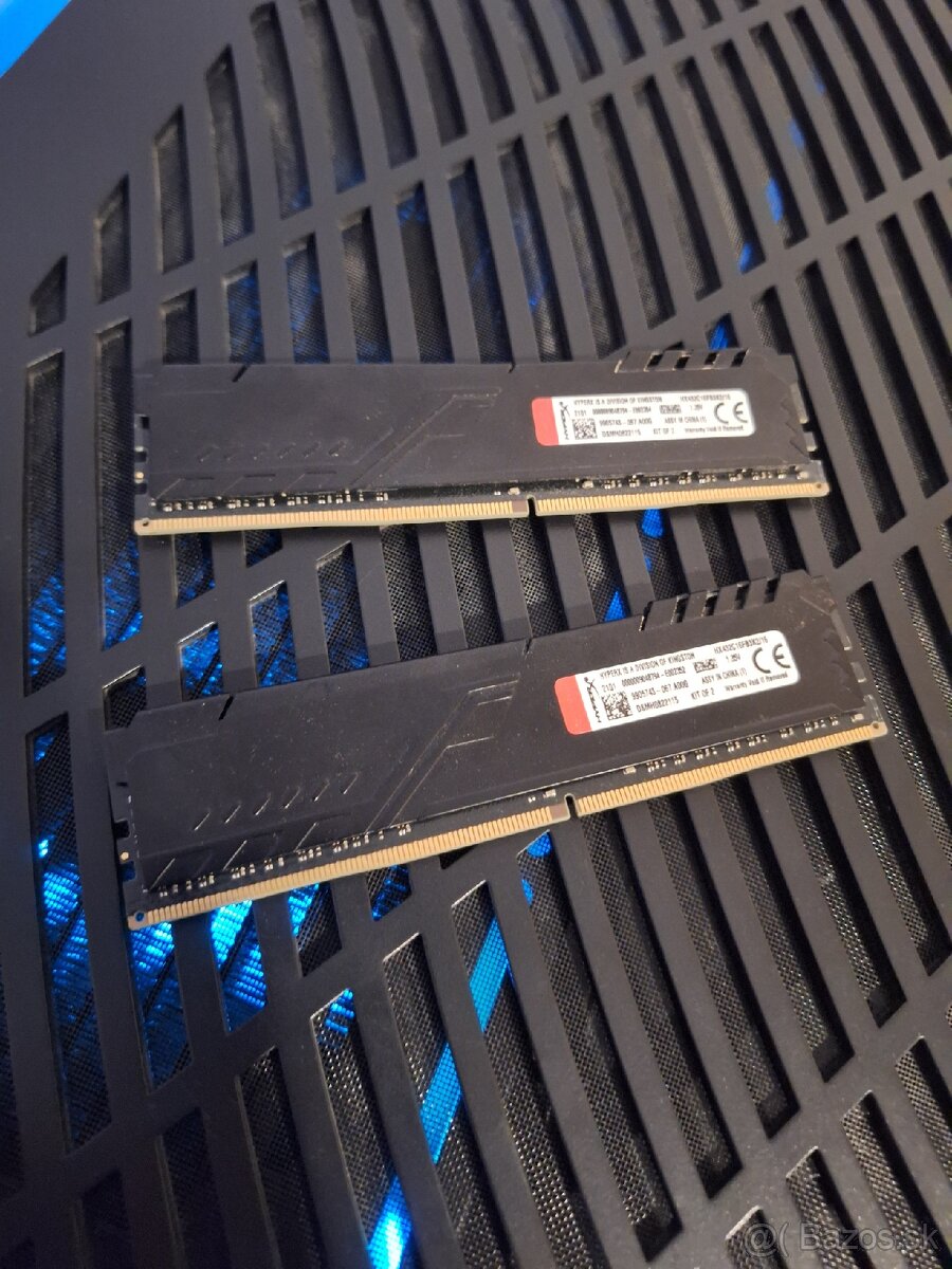 Predám ramky ddr4 16gb 3200MHz - 2