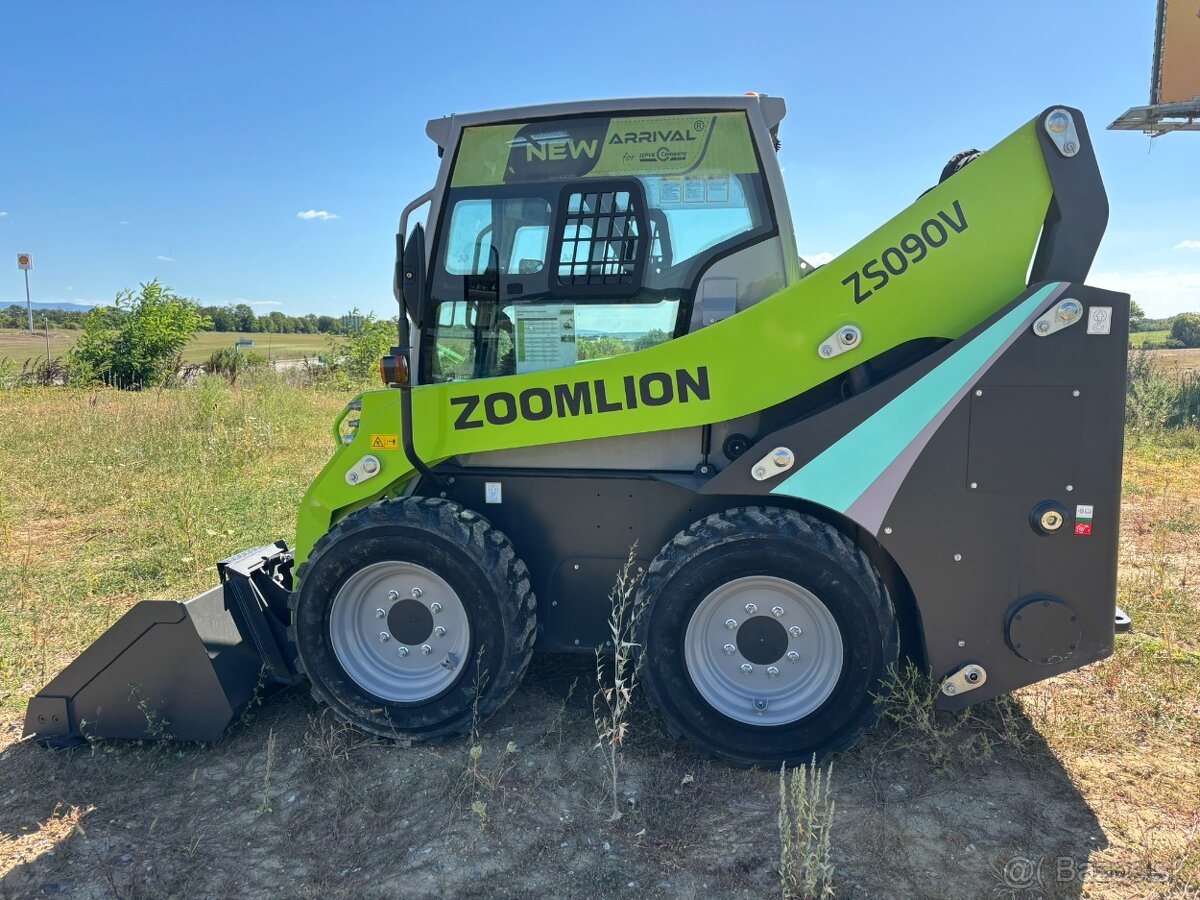 šmykom riadený nakladač - 2