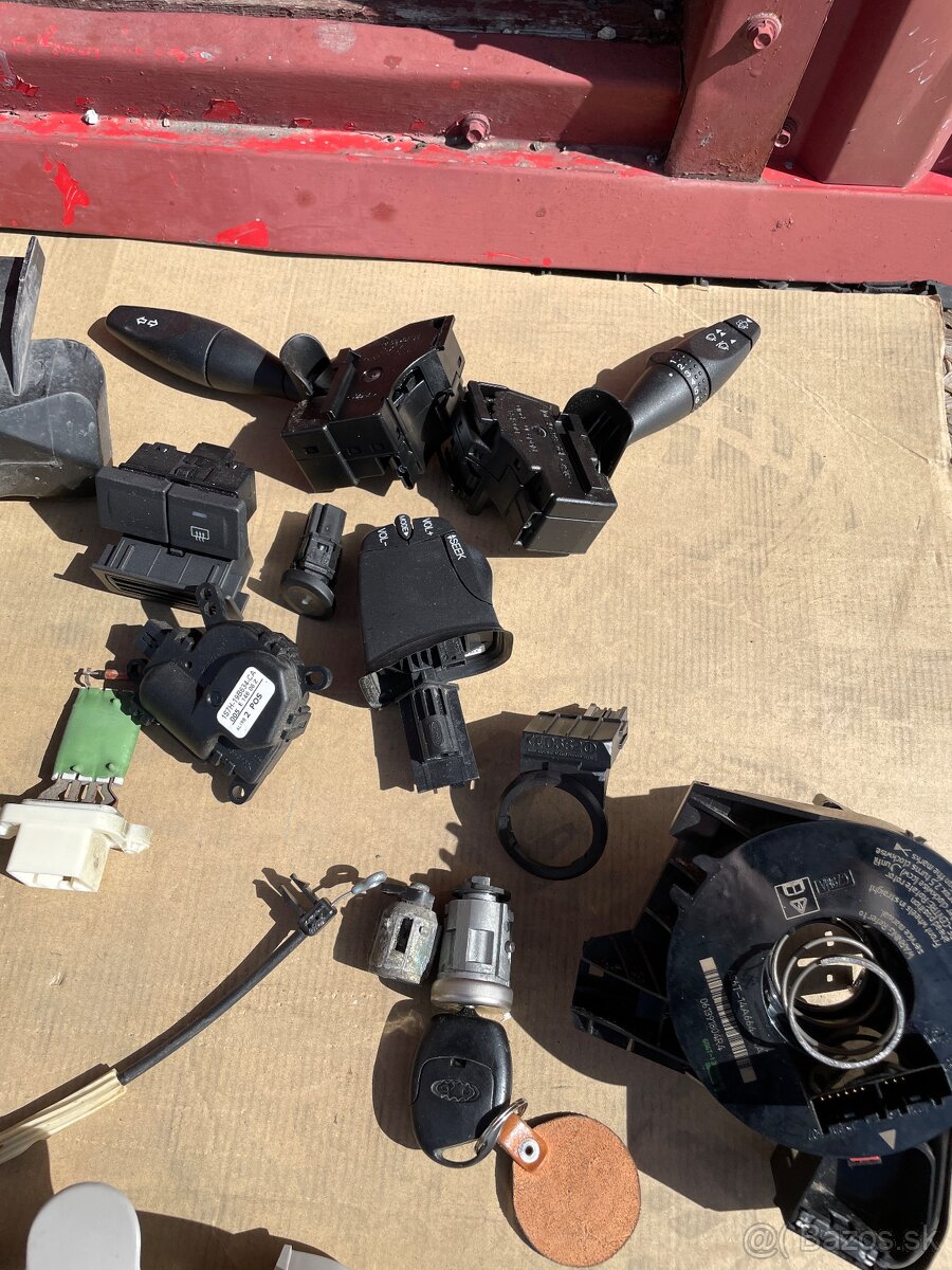 fiesta diely interieru - 2