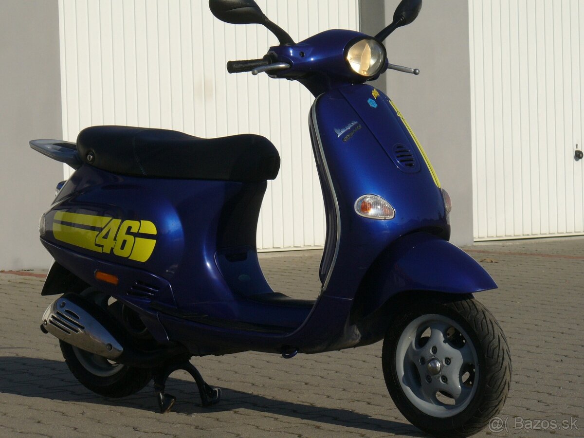 Vespa et 4 125 - 2