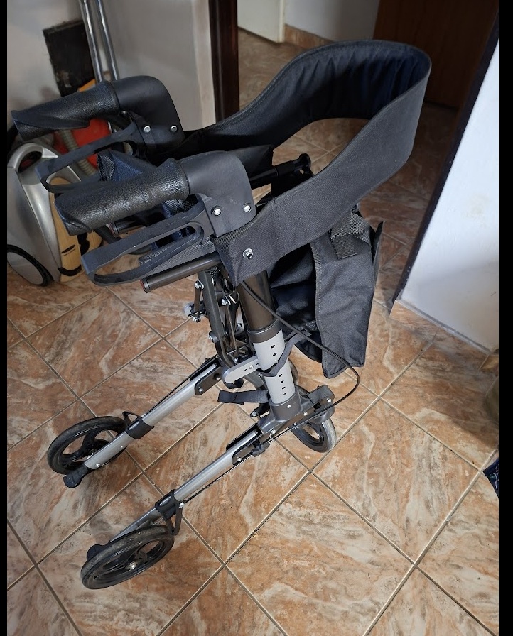 Invalidné chodítko aj pre seniorov - 2