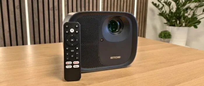ETOE E3 Pro Projektor Google TV 11, 4K, Auto Focus, novy - 2