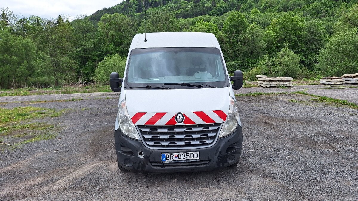 Renault Master 2.3dci 92kw rok 2011 3 miestny - 2