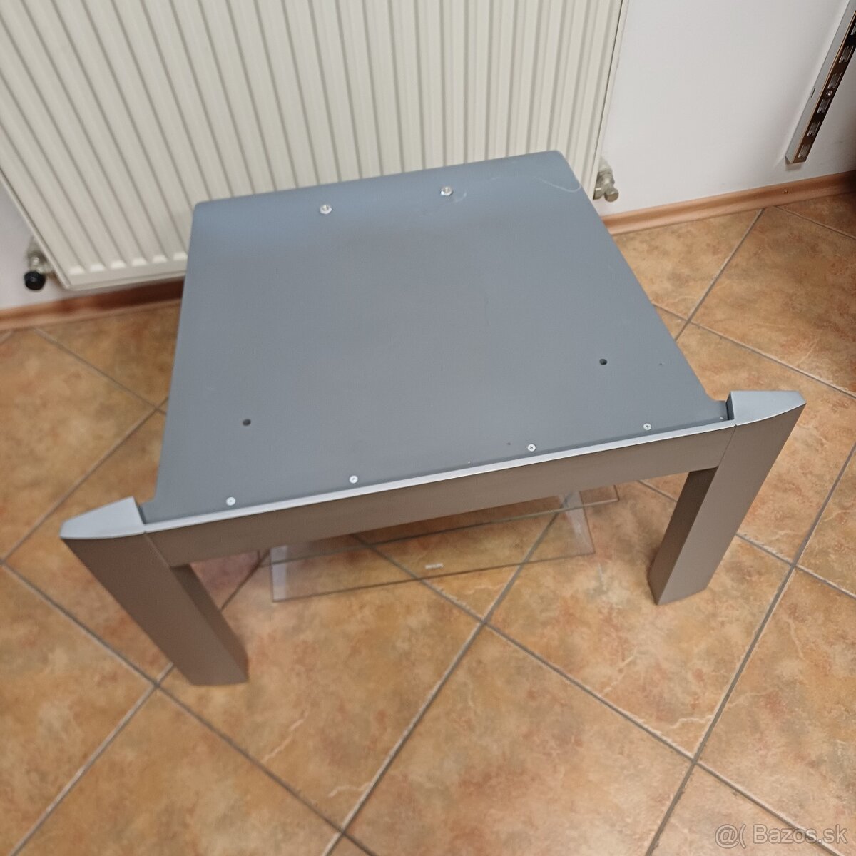 televízny stolík - 2