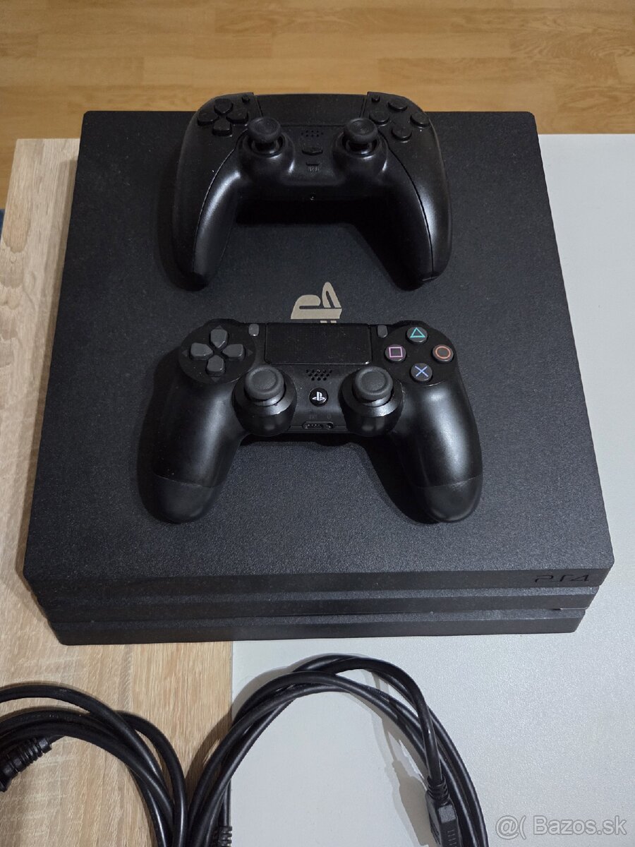 PS4 PRO 1TB – 2 ovládače + 5 hier - 2