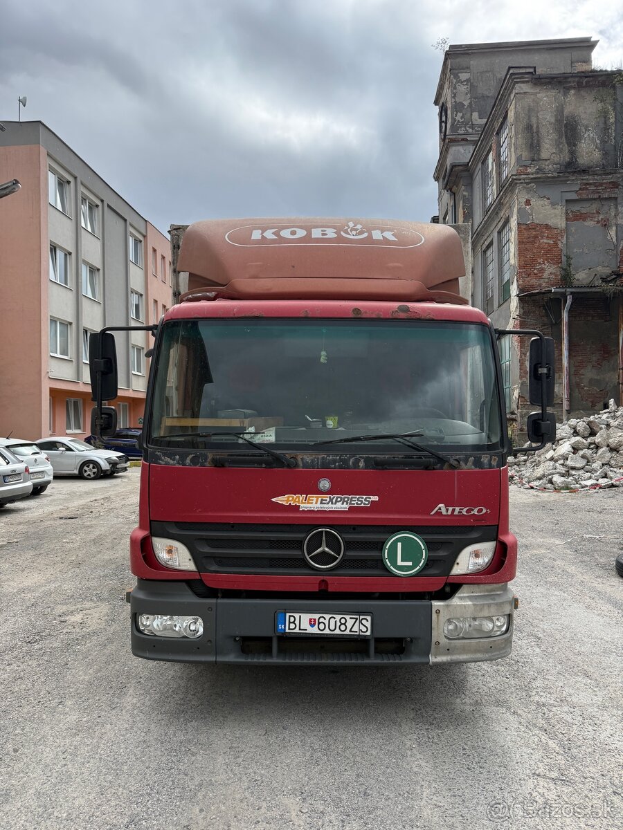 Mercedes Atego 11990 kg čelo - 2