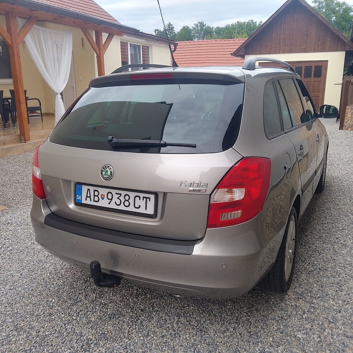 Skoda Fabia 2 Combi 1.6 (77Kw) Benzín - 2