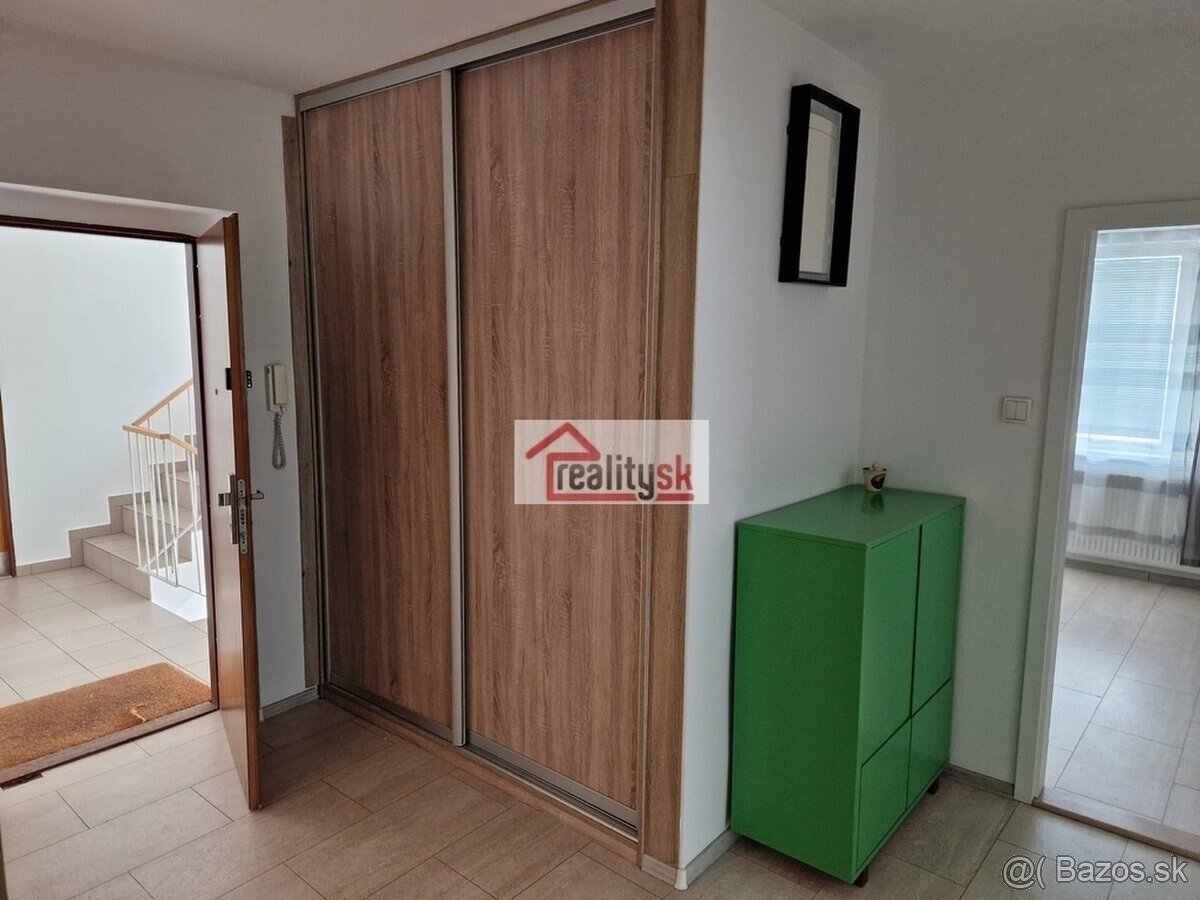 4 IZBOVY BYT ZARIADENY, GARAZ, PIVNICA,ZAHRADA - 2