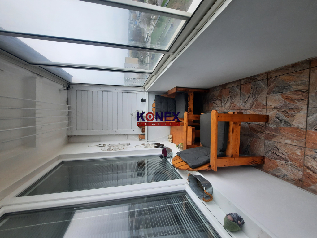 NOVINKA Zrekonštruovaný 3-izbový byt MICHALOVCE - 2