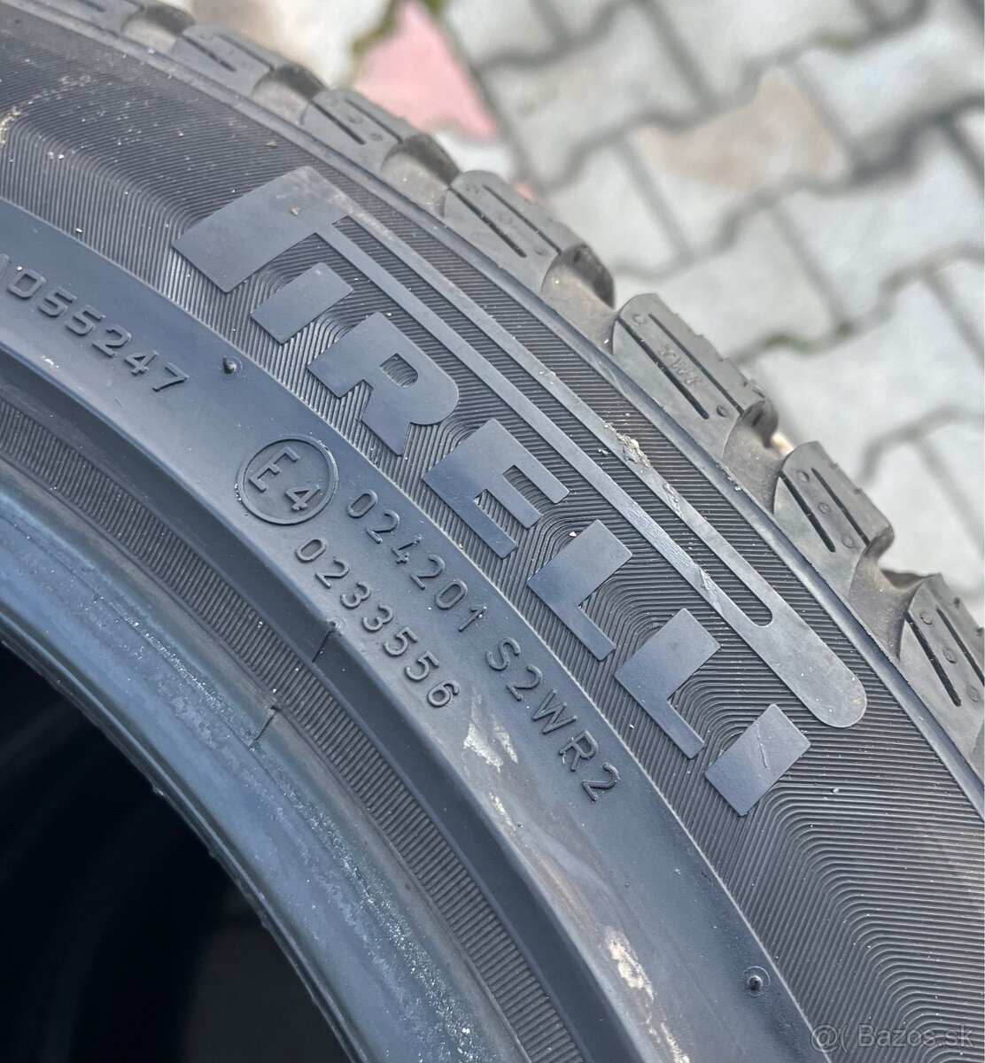 235/45 R18 Zimne Pirelli - 2
