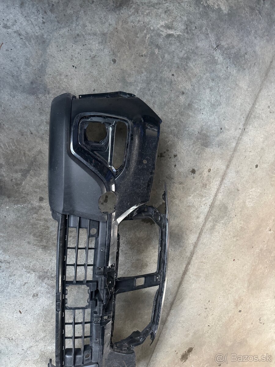 Predný naraznik sa Suzuki sx4Scross - 2