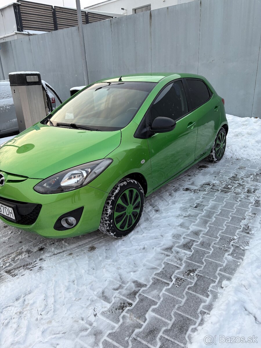 Mazda 2 DE - 2