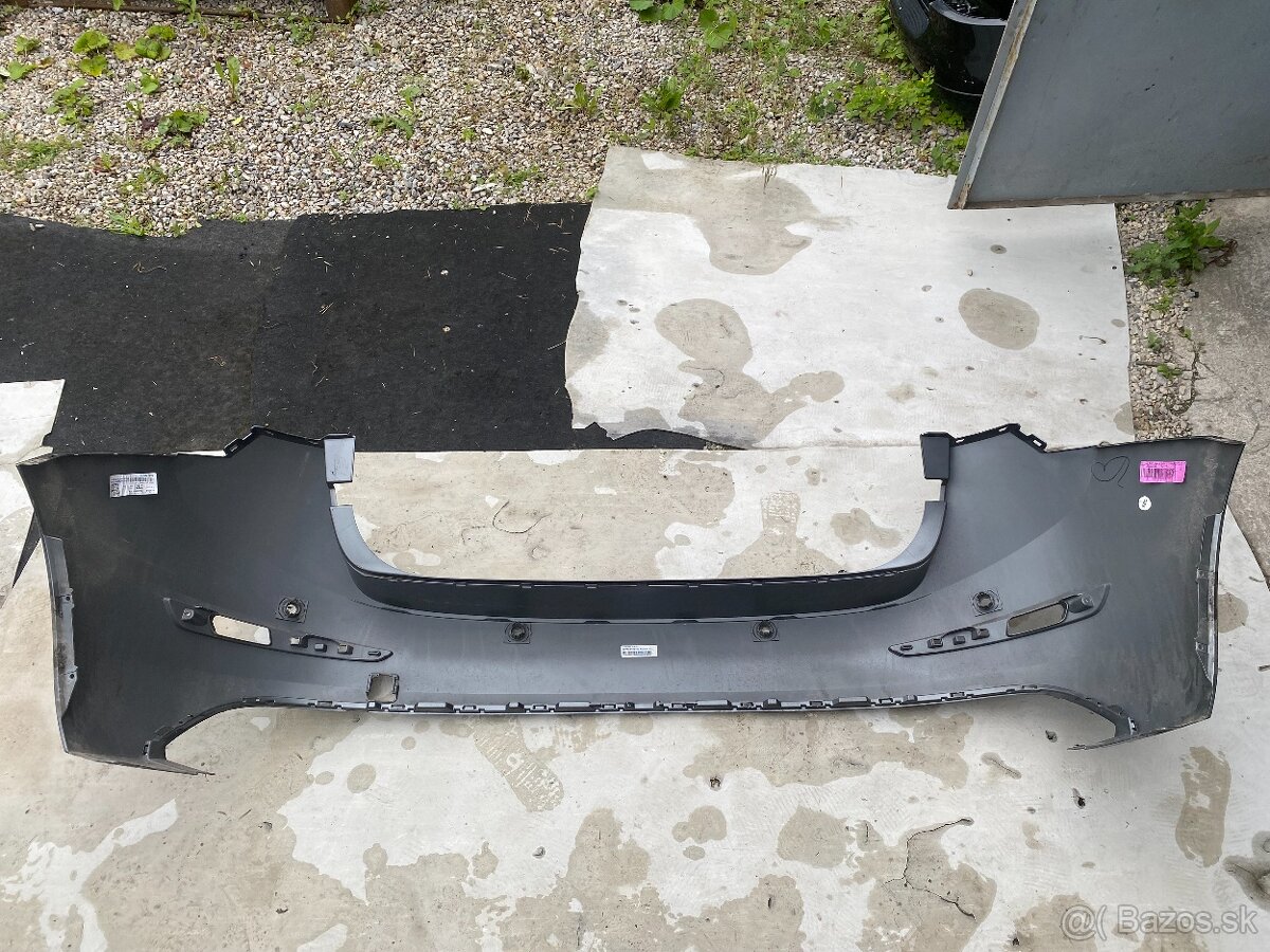 ŠKODA SCALA 657 2019- ZADNÝ NÁRAZNÍK - 2