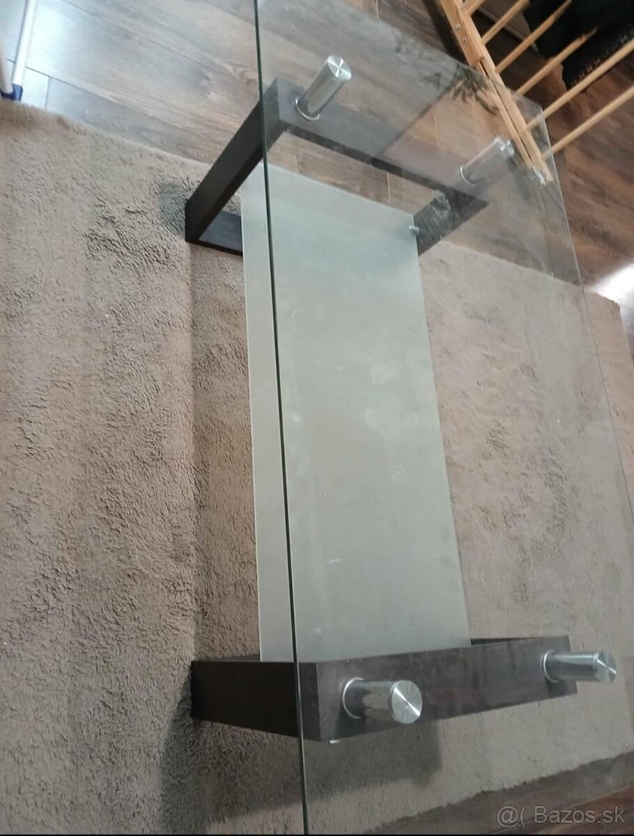 Sklenený konferenčný stolík - 2