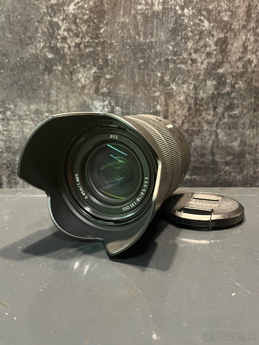 Sony 18-135mm f/3.5-5.6 OSS E - 2