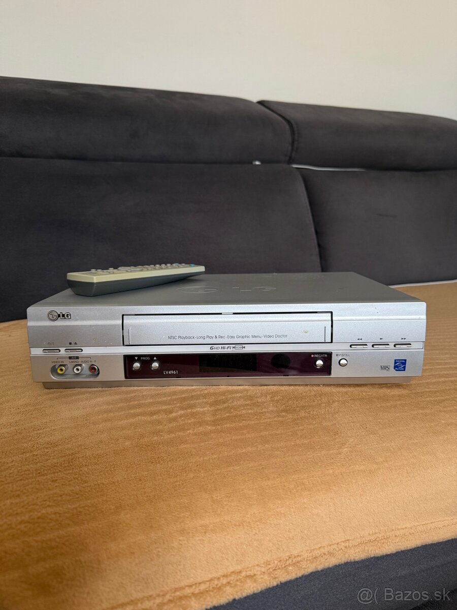 VHS videorekordér LG - 2