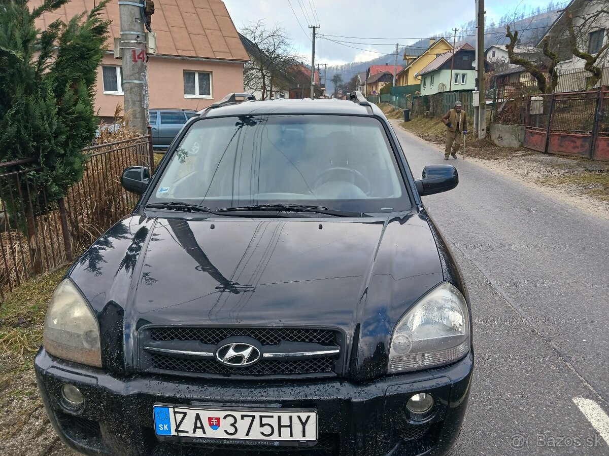 Hyundai tucson 2.0 crdi 103 kw - 2