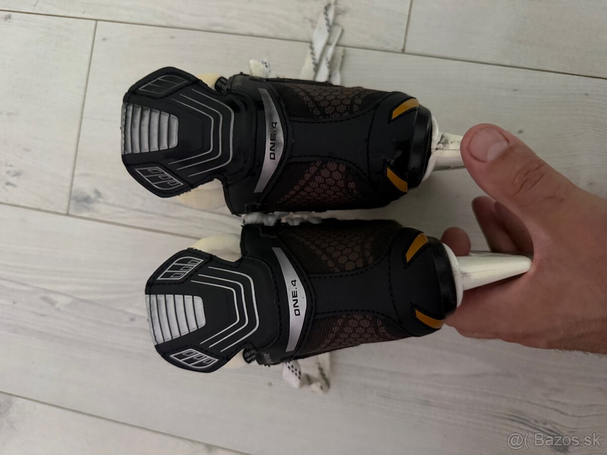 BAUER SUPREME Y8 DETSKE - 2
