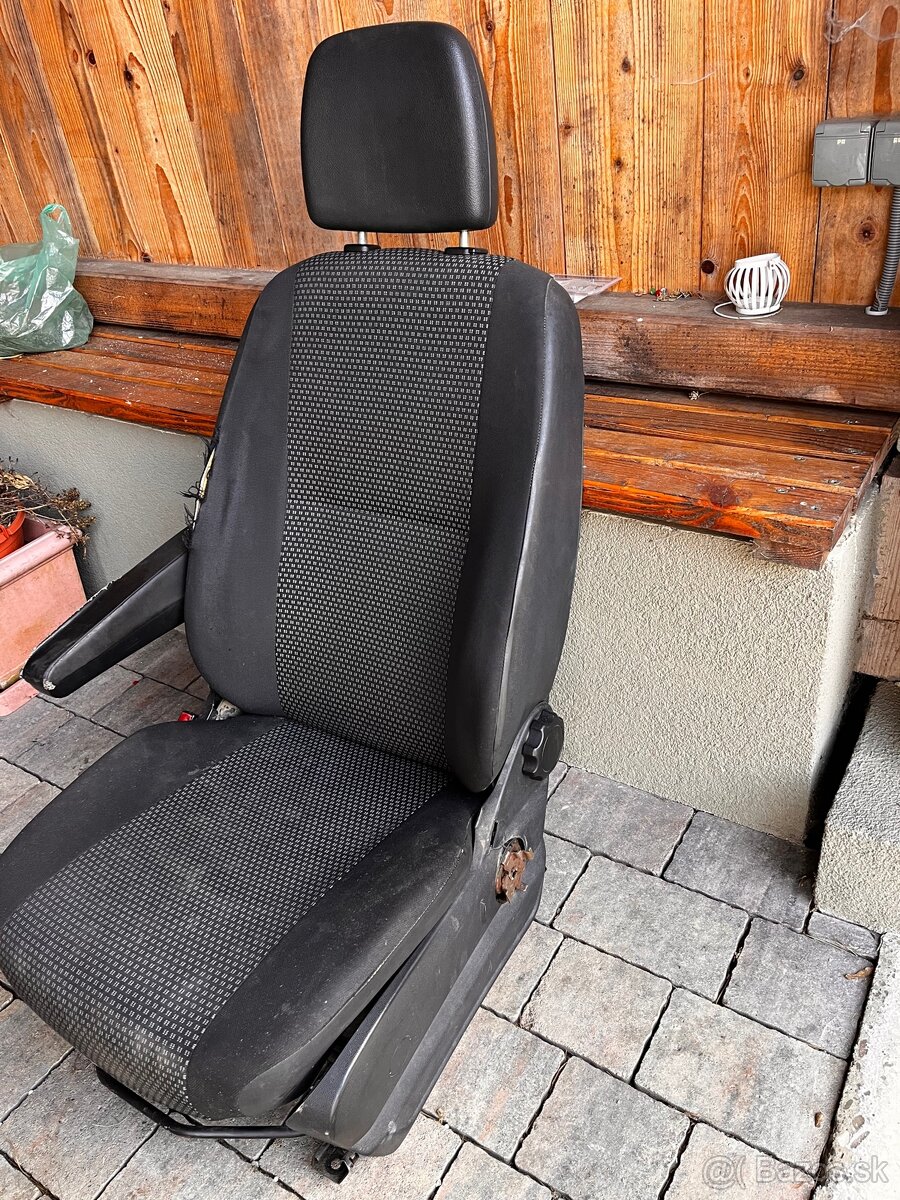 Sedačka šoféra Mercedes Sprinter 906 - 2