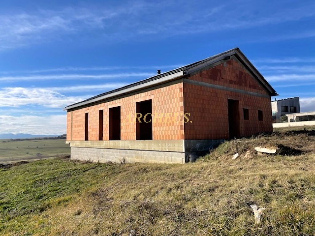 EXKLUZÍVNE/4 izb. dom – hrubá stavba, 884 m2, Malý Slavkov - 2