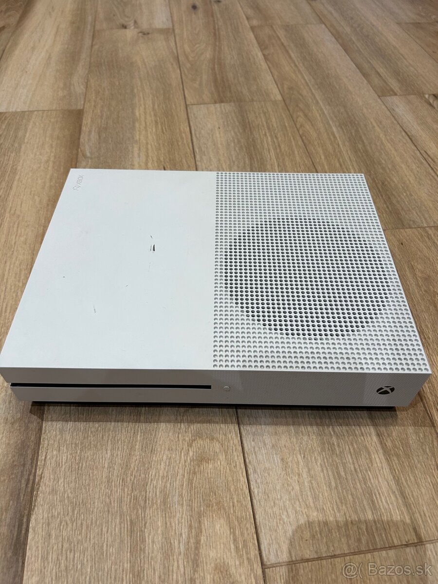 Predám XBOX one S 1TB - 2