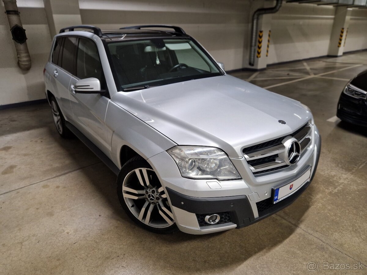 Mercedes-Benz GLK V6 3,0L 320 CDI 4MATIC Auto Pano Ťažné - 2