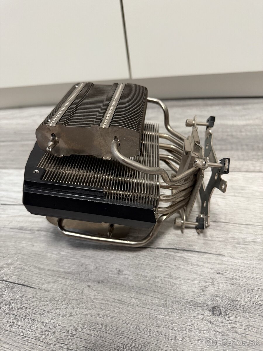 Chladič CPU Cooler Master V8 - 2