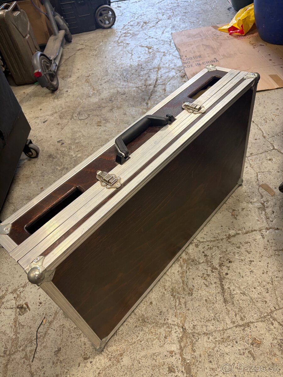 Case kufor - 2