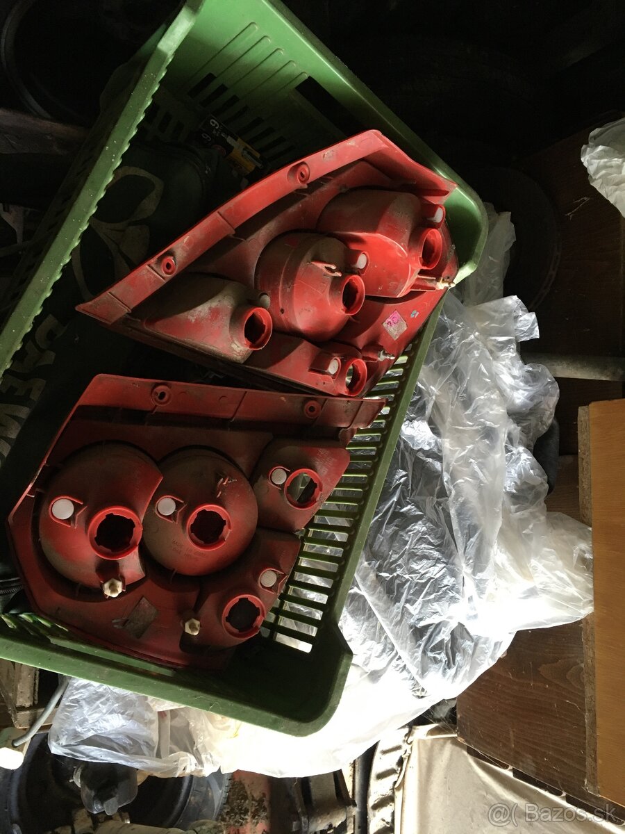 Zadne svetlá Kalos - 2