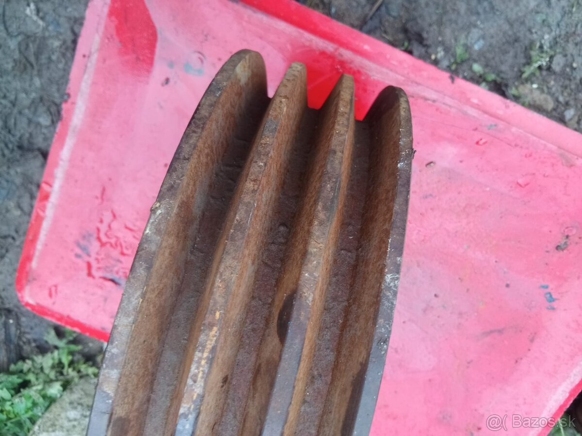 Remenica 330/42 3x22 - 2