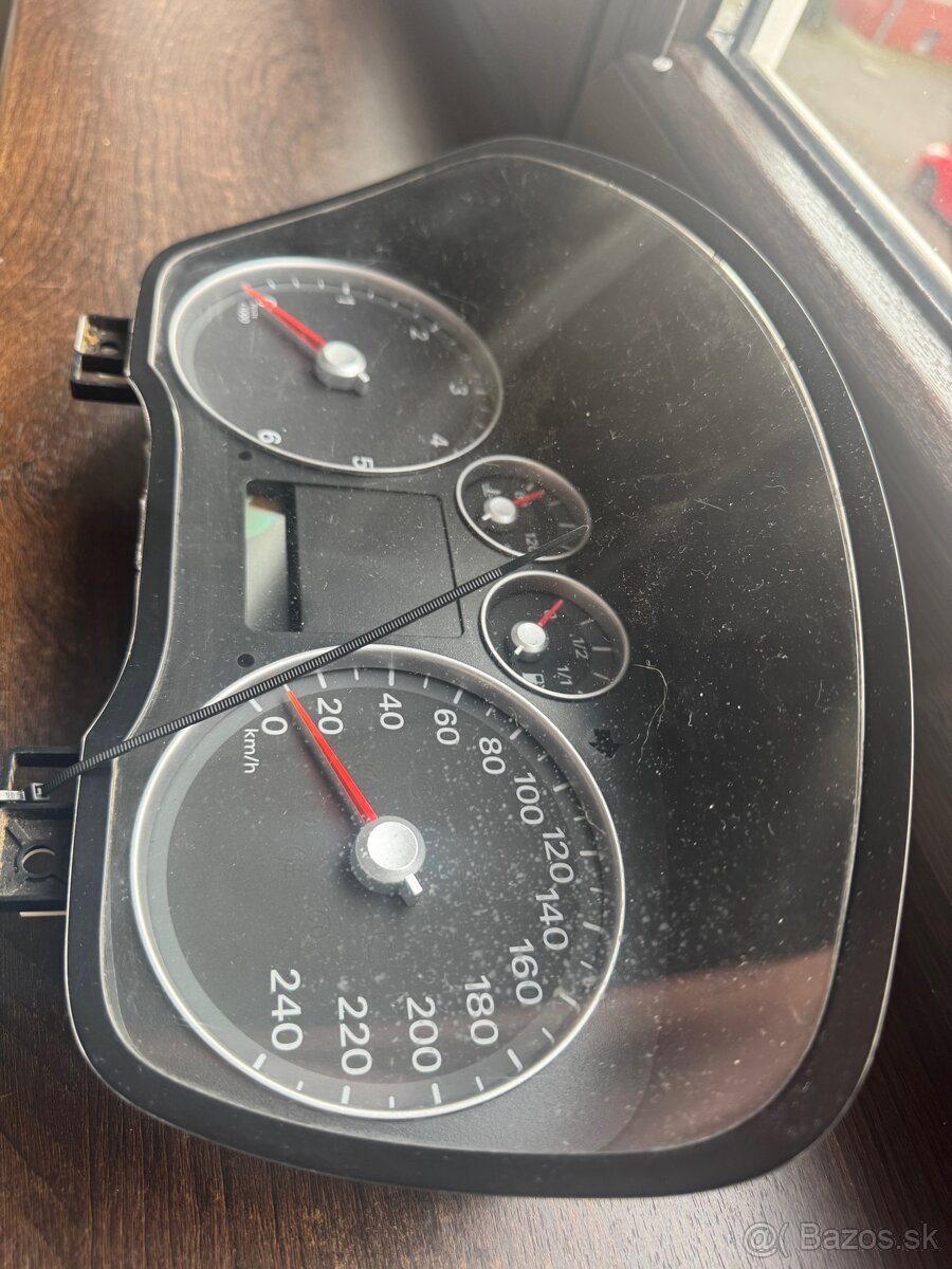 Budiki Ford Focus 2 - 2