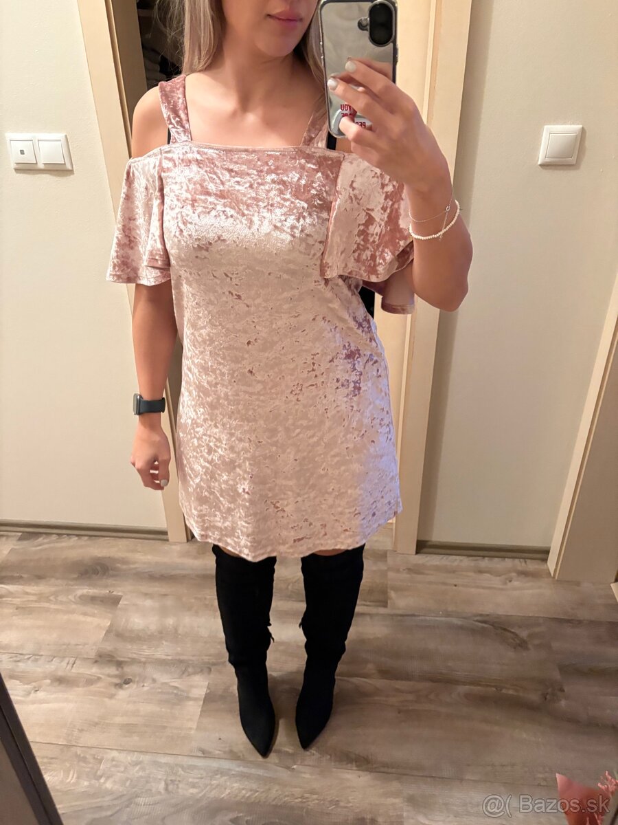 Zamatove šaty Mango - 2