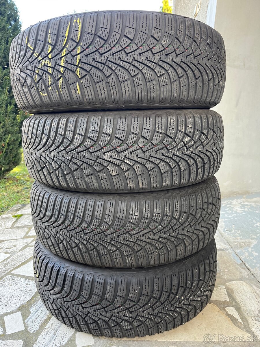 Goodyear UltraGrip 205/60 R 16 - 2