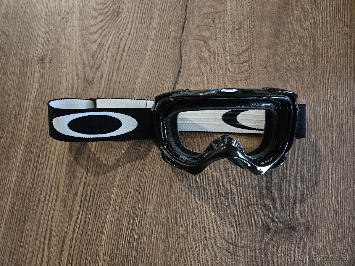 Oakley Elevate - 2