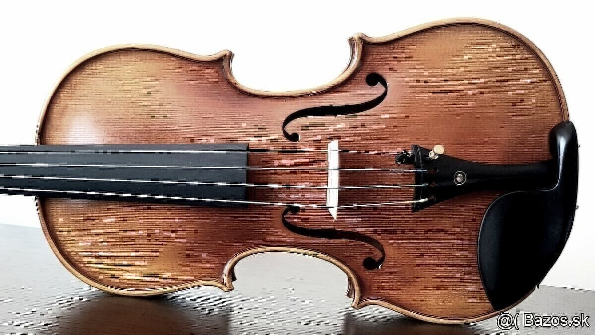 husle 4/4 model Stradivari ( gold-orange oil) - 2