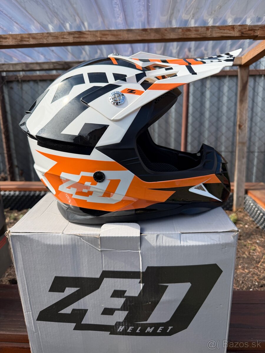 Prilba ZED veľkosť M - 2